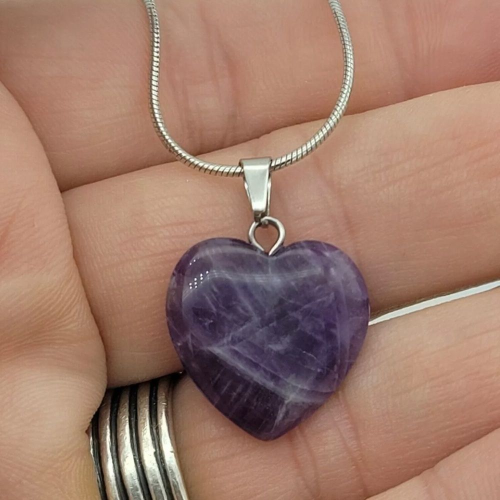 Natural Amethyst Heart Charm pendant & Chain 💜